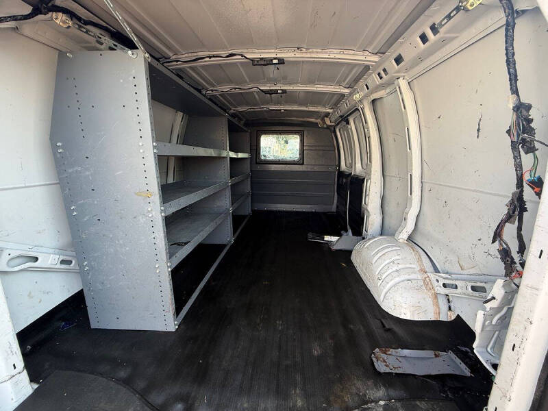 2021 Chevrolet Express 2500