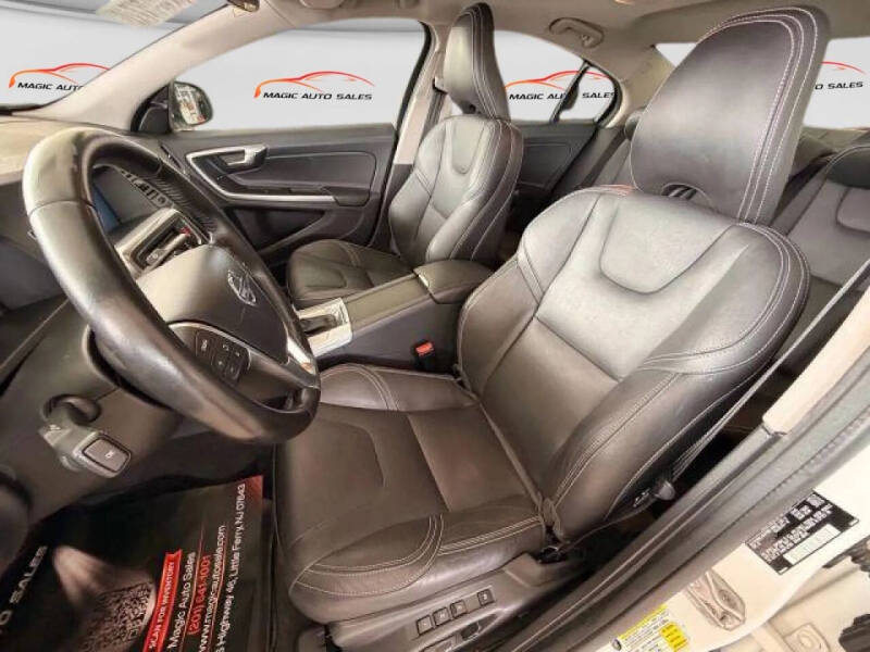 2017 Volvo S60 T5 Dynamic