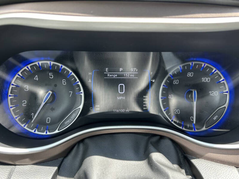 2017 Chrysler Pacifica Touring