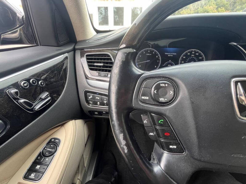 2015 Hyundai Equus Signature