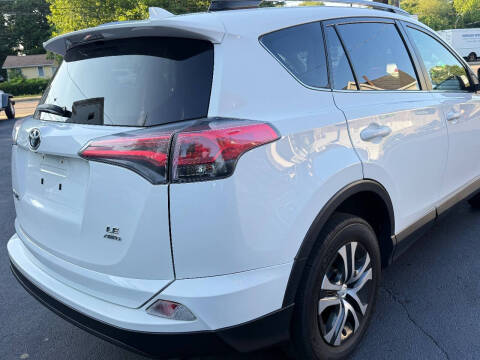 2017 Toyota RAV4 LE