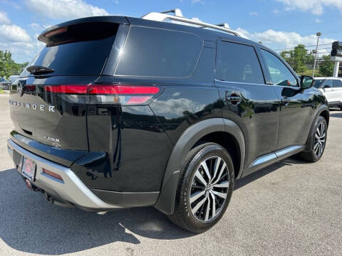 2024 Nissan Pathfinder Platinum