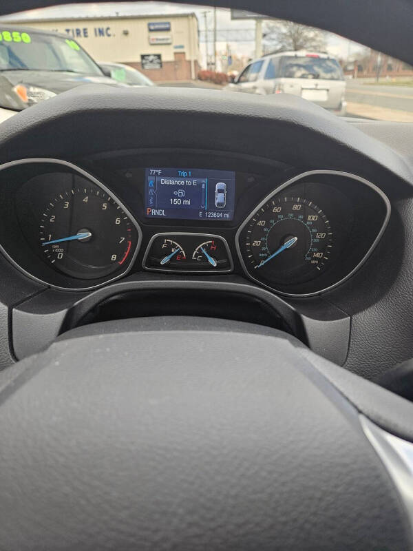 2014 Ford Focus SE
