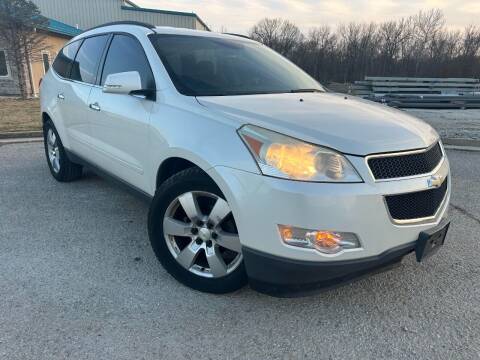 2011 Chevrolet Traverse for sale at Vitt Auto in Pacific MO