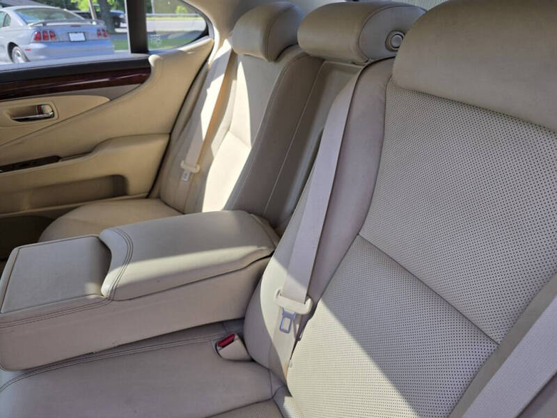 2015 Lexus LS 460