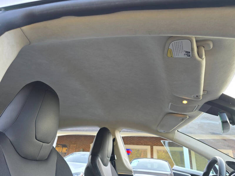 2015 Tesla Model S 70D