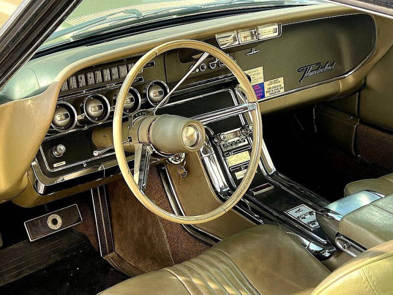 1965 Ford Thunderbird