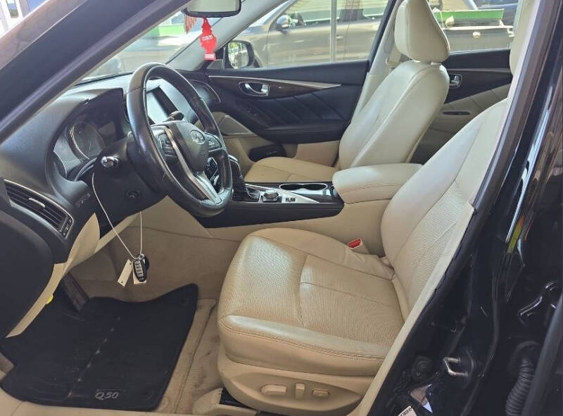 2018 Infiniti Q50 3.0T Luxe