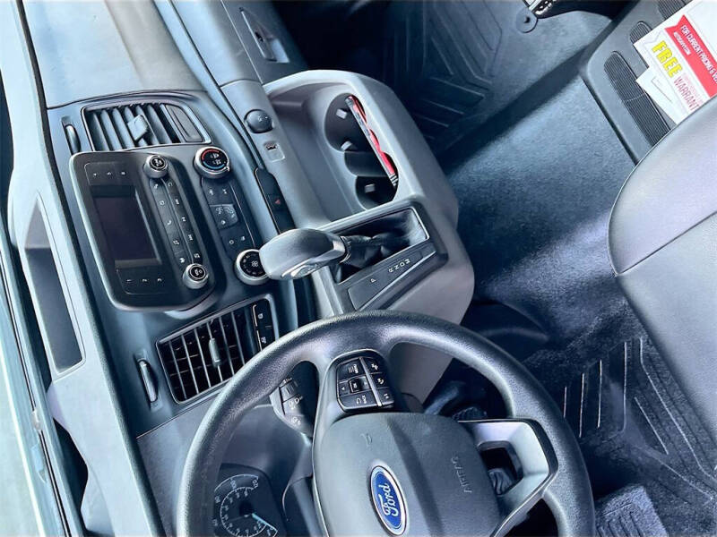 2024 Ford Transit 250