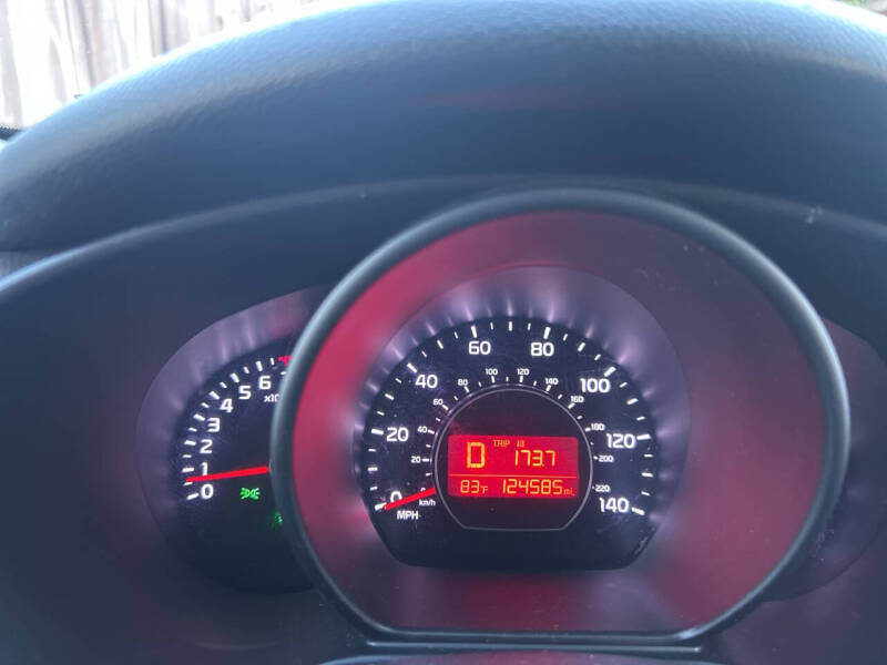 2017 Kia Soul +