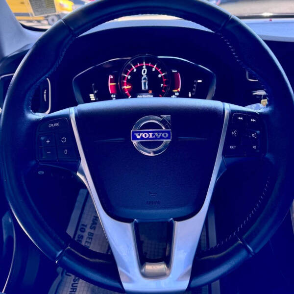2016 Volvo V60 T5 Drive-E Premier