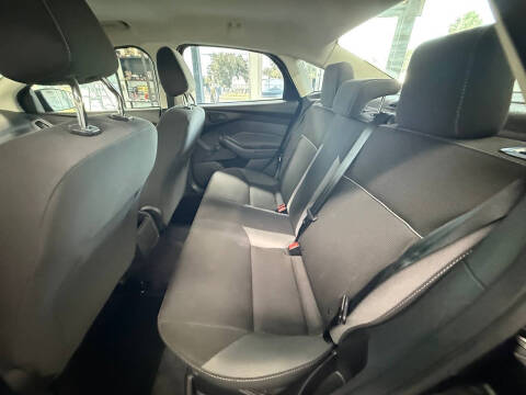 2012 Ford Focus S