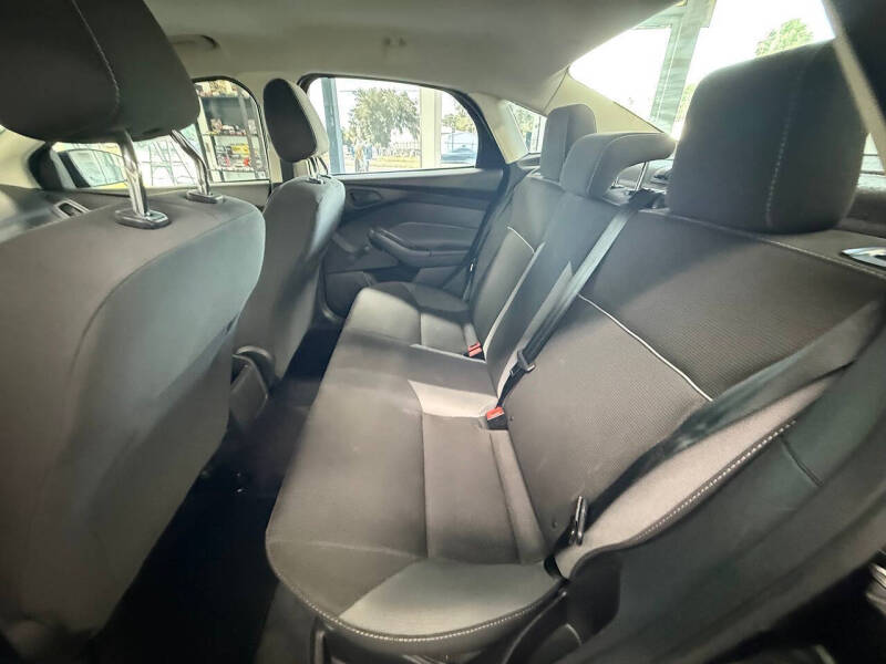 2012 Ford Focus S
