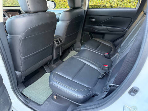 2020 Mitsubishi Outlander SEL