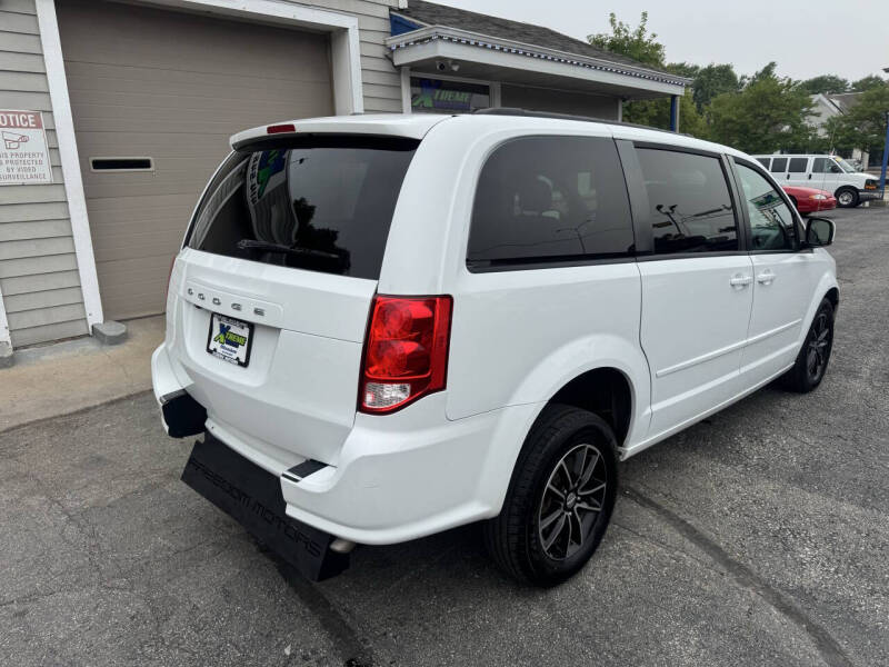 2016 Dodge Grand Caravan R/T