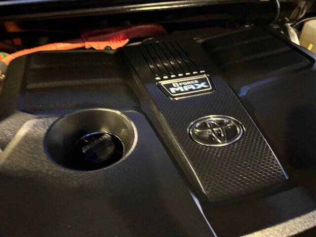 2025 Toyota Sequoia SR5