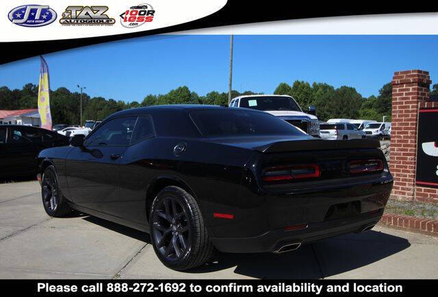 2020 Dodge Challenger SXT