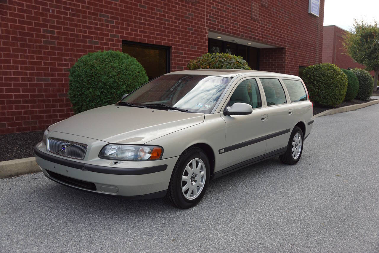 2001 Volvo V70 for sale at Dougherty Automotive in West Chester, PA