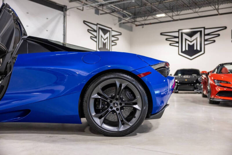 2022 McLaren 720S Spider