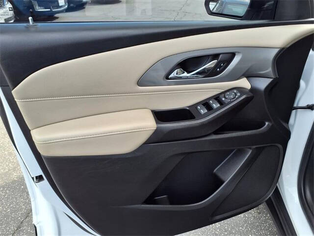 2023 Chevrolet Traverse LS