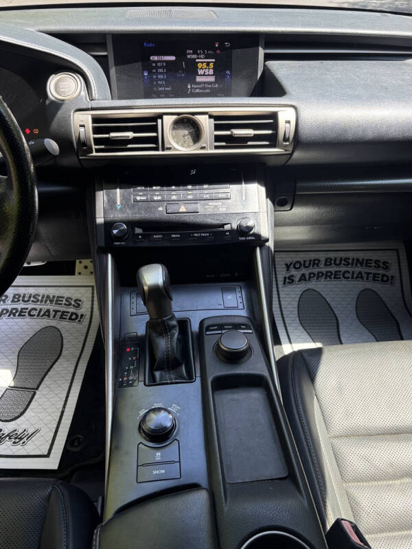 2014 Lexus IS 350 - Photo 24