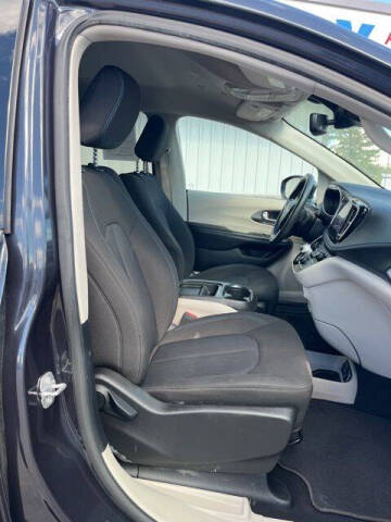 2021 Chrysler Pacifica Touring