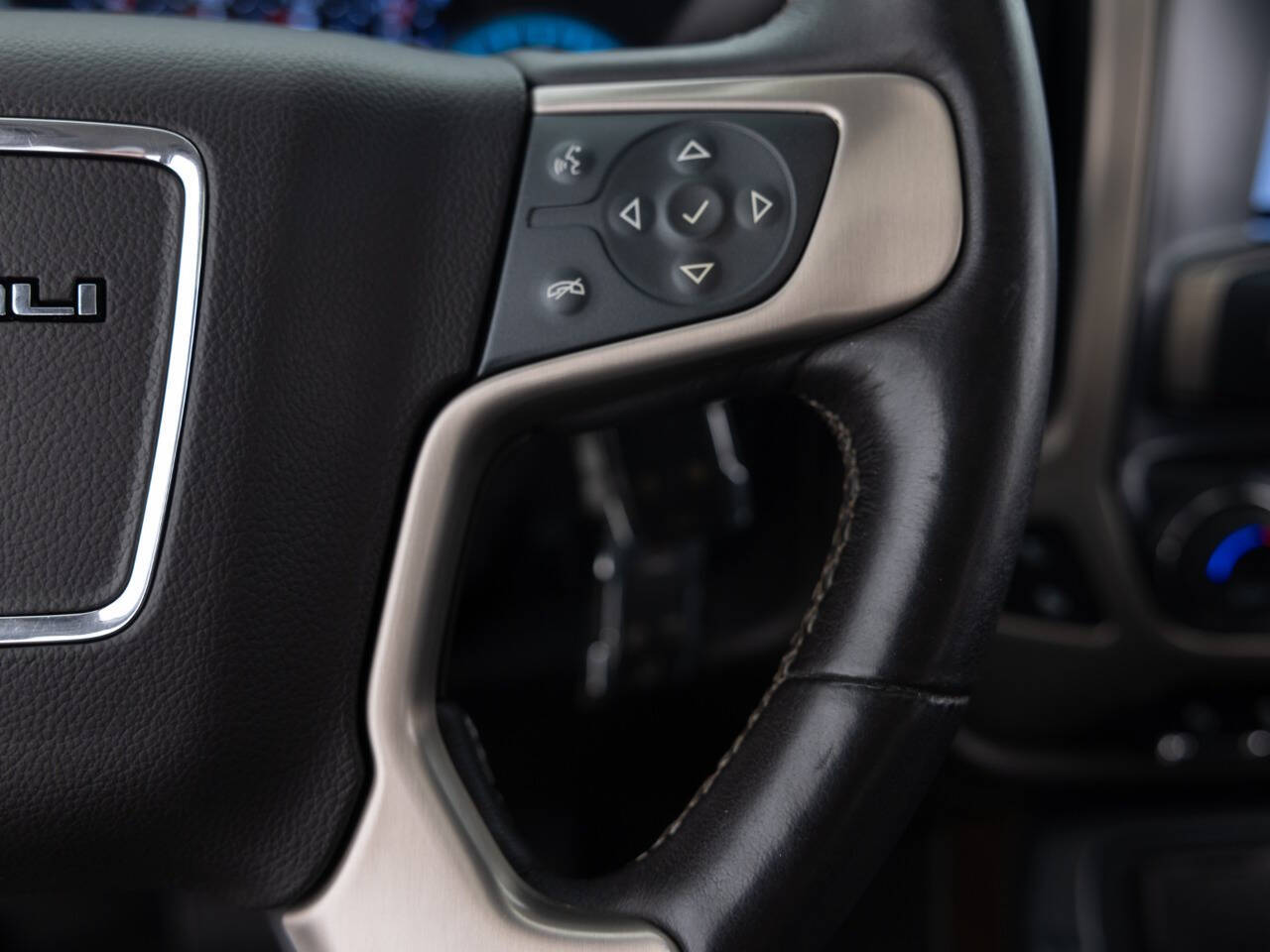 Used Car 2017 Gmc Sierra 1500  Denali 4x4 4dr Crew Cab 5.8 Ft. Sb For Sale Under $35,000 In Coal City, Illinois