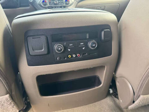 2016 Chevrolet Suburban LT