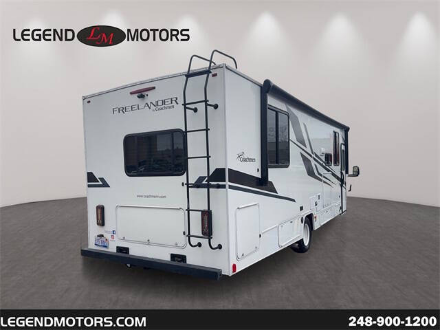 2021 Ford E-Series E-450 SD