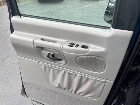 1999 Ford E-350 XLT SD