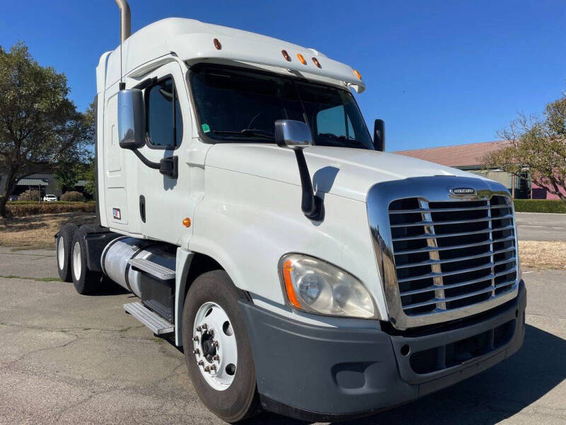 2014 Freightliner Cascadia