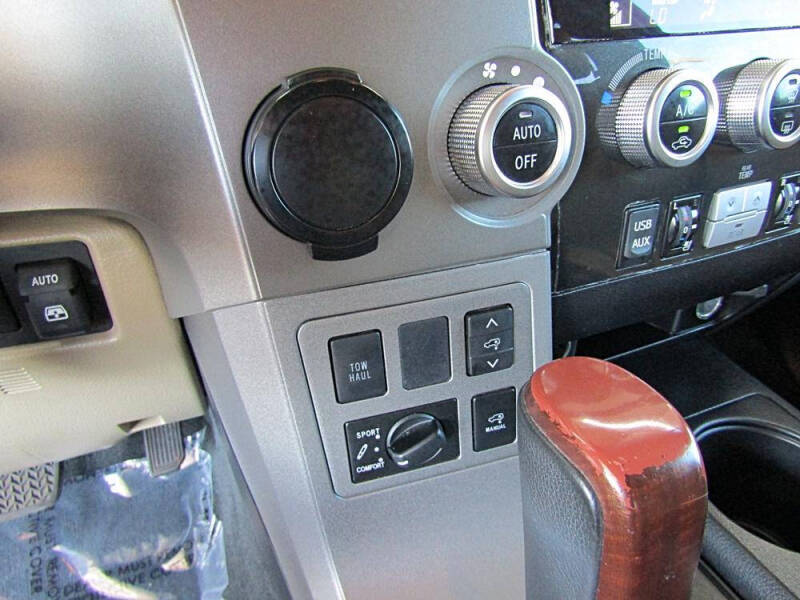 2014 Toyota Sequoia Platinum