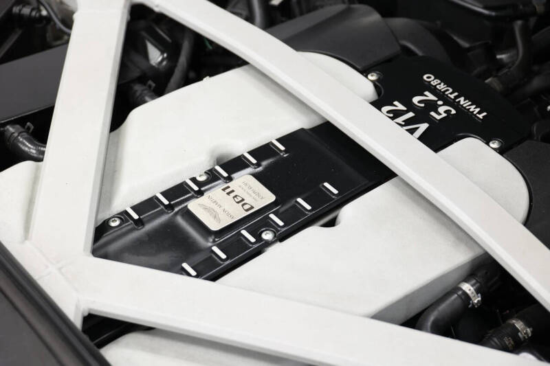 2018 Aston Martin DB11 V12