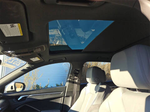 2023 Audi Q3 quattro S line Prem Plus 45 TFSI