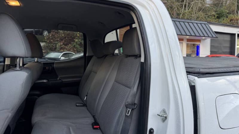 2017 Toyota Tacoma SR5 V6