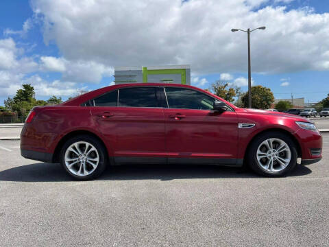 2014 Ford Taurus SEL