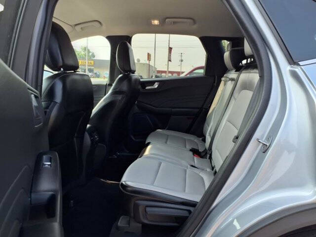 2023 Ford Escape Platinum