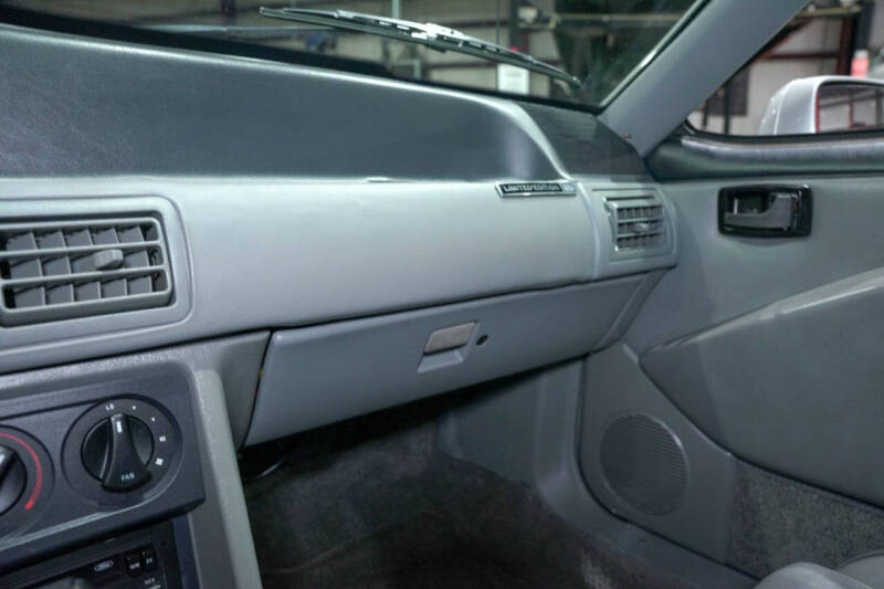 1988 Ford Mustang LX