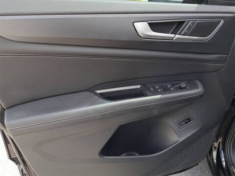 2025 Volkswagen Atlas Cross Sport SEL 4Motion