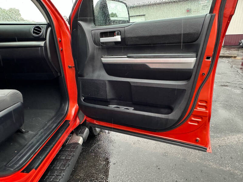 2016 Toyota Tundra SR5