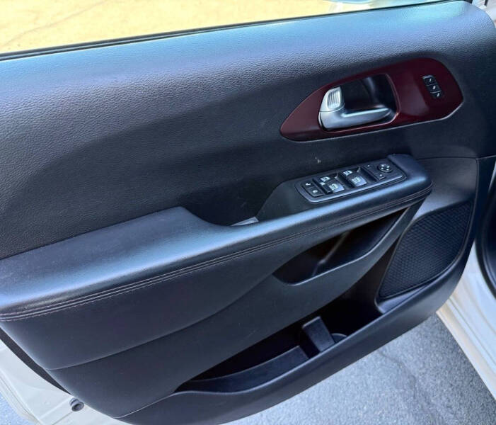2020 Chrysler Pacifica Touring L Plus 35th Anniversary