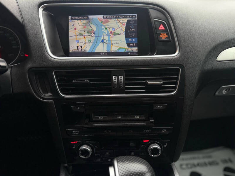 2016 Audi Q5 2.0T quattro Premium Plus