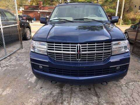 2010 Lincoln Navigator for sale at Six Brothers Mega Lot in Youngstown OH