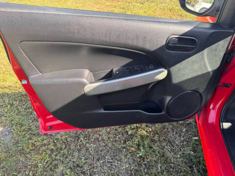 2013 Mazda MAZDA2 Sport