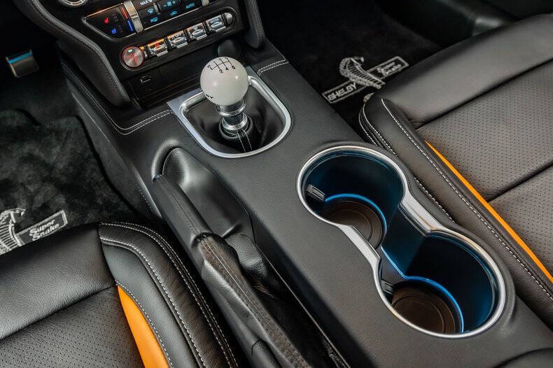 2020 Ford Mustang
