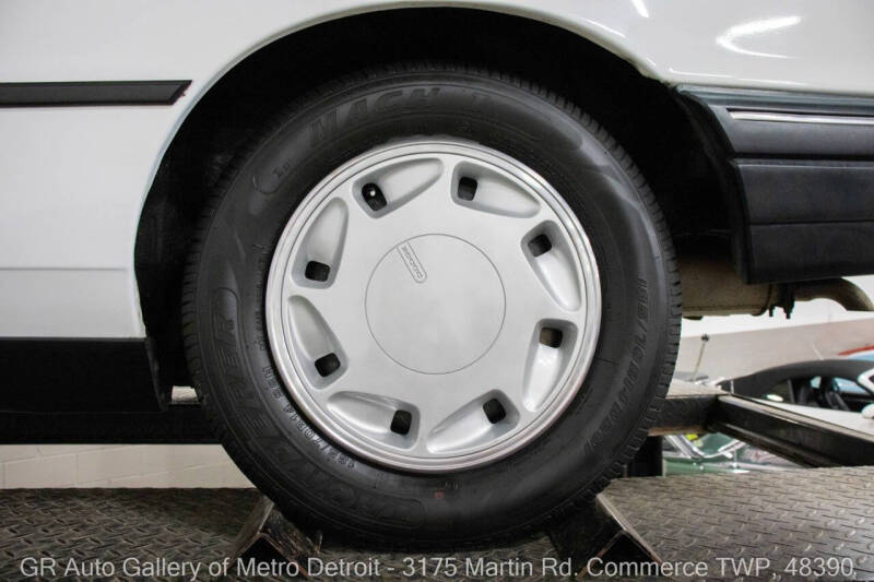 1991 Dodge Shadow Highline