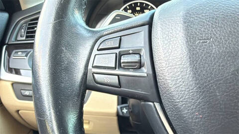 2016 BMW 5 Series 528i