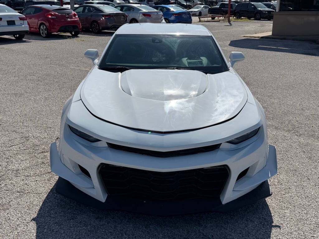 White 2021 Chevrolet Camaro SS SS 2dr Coupe w/2SS 1