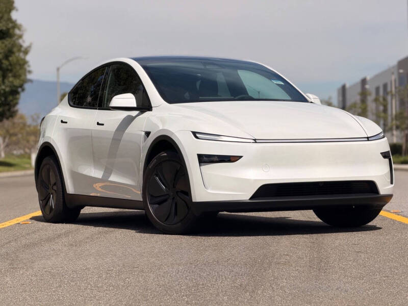 2026 Tesla Model Y Long Range