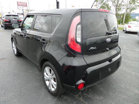 2016 Kia Soul +